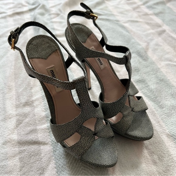 Miu Miu Women's Sz 39 US 9 Stingray Gray Green High Platform Sandals Heels - Picture 4 of 5